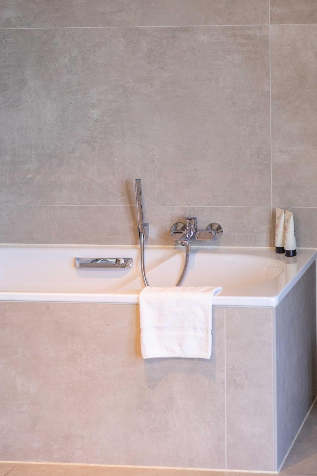 The Bay Luxurious Full Sea View Apartment Cadzand Bagian luar foto