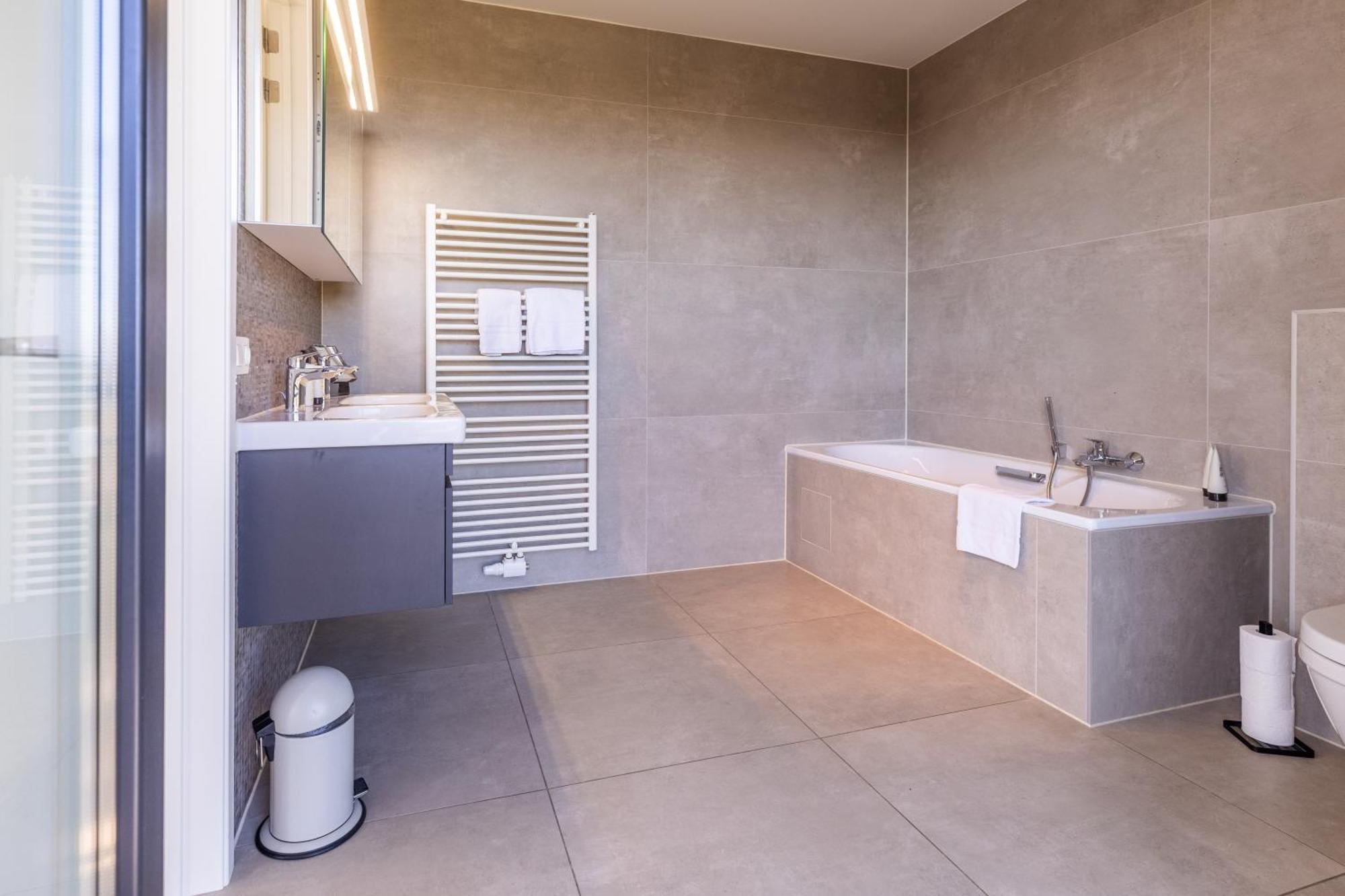 The Bay Luxurious Full Sea View Apartment Cadzand Bagian luar foto